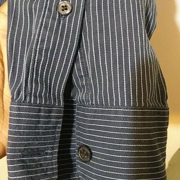 Michael Kors Button Up long Sleeve shirt - Picture 5 of 5